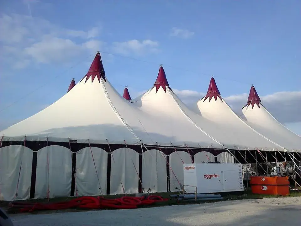 Location de chapiteaux pour mariage près de Brest